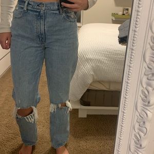 Abercrombie&fitch 90s curve love ripped jeans!